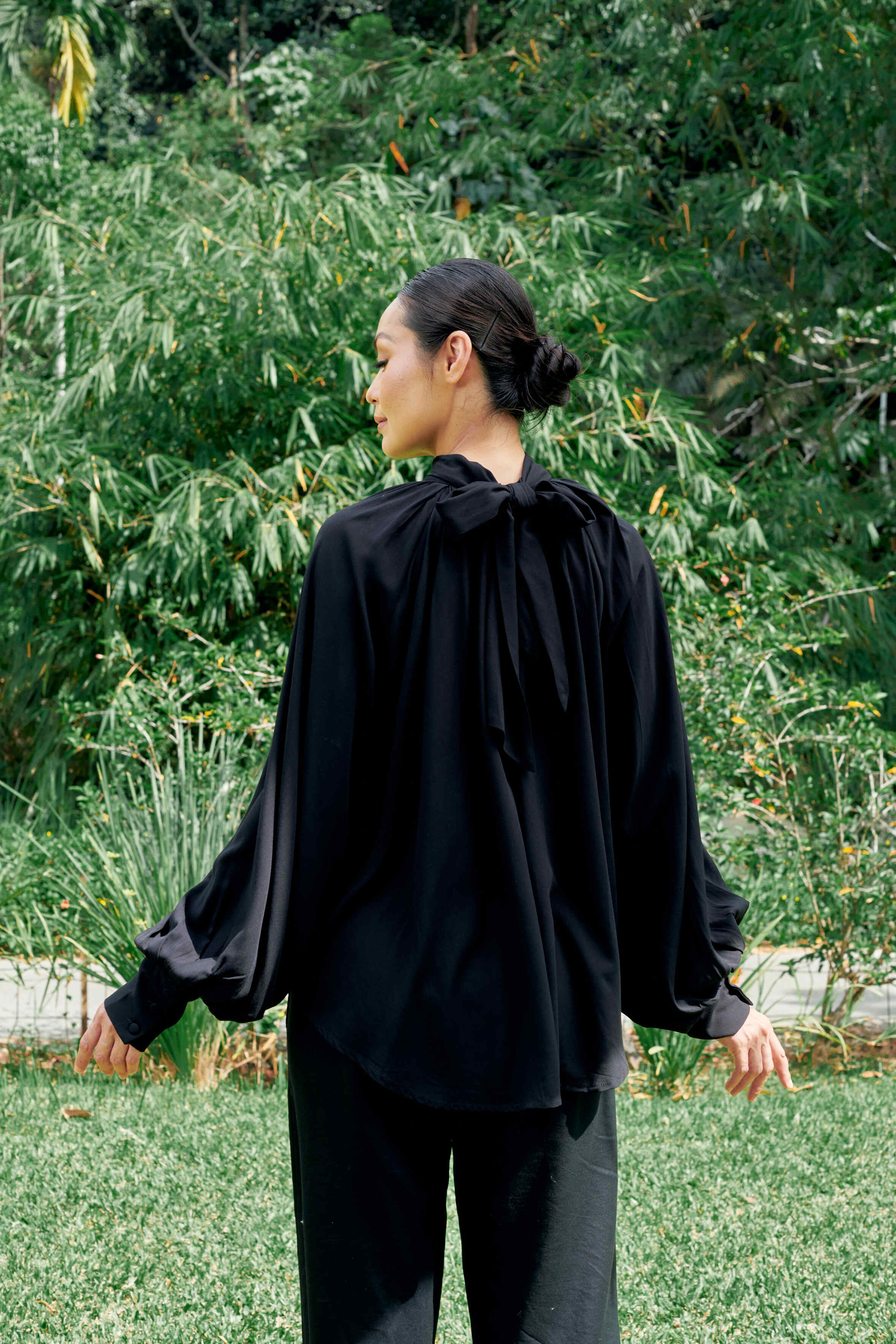 Elsie Black Long Sleeve Top