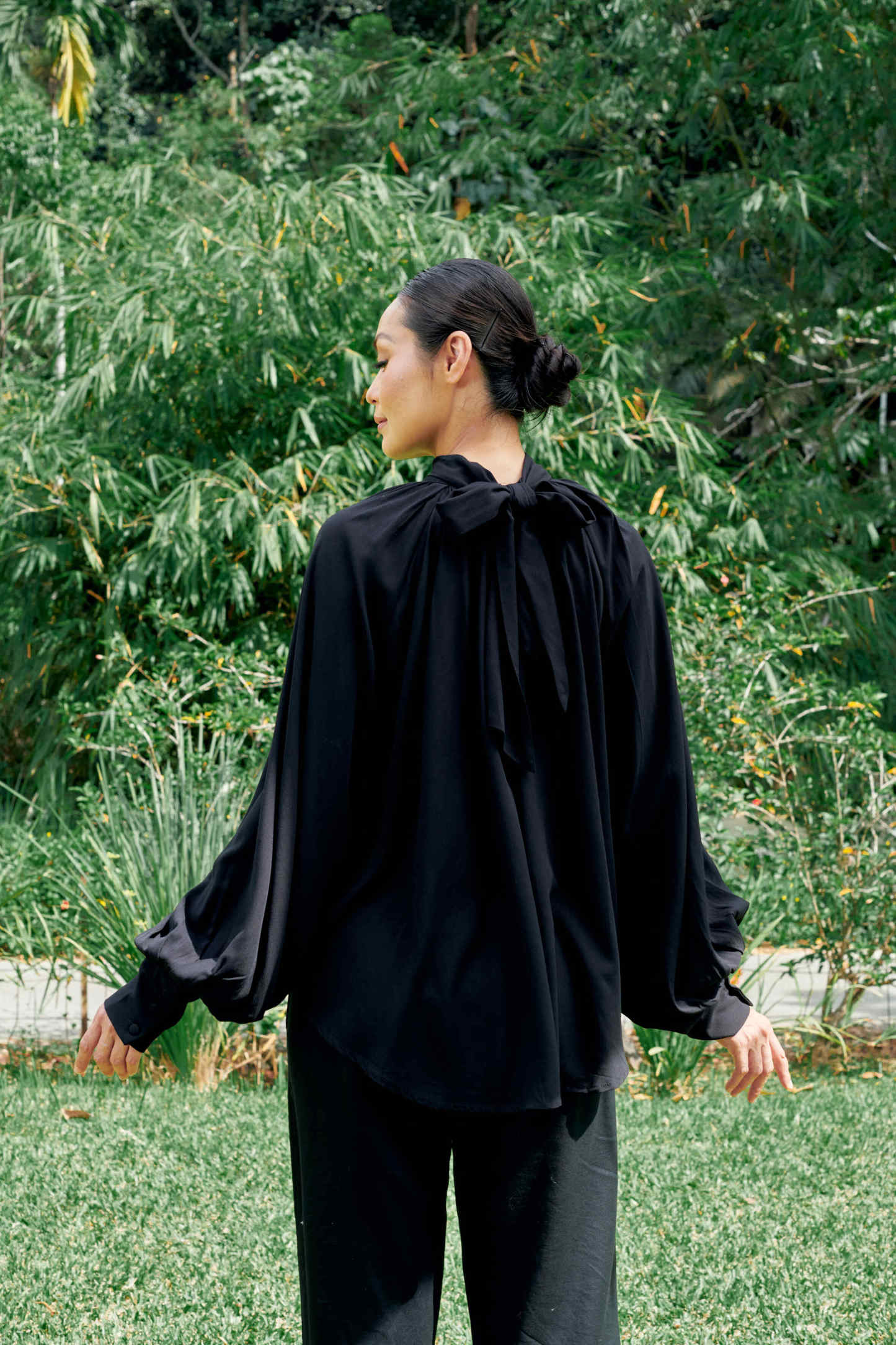 Elsie Black Long Sleeve Top