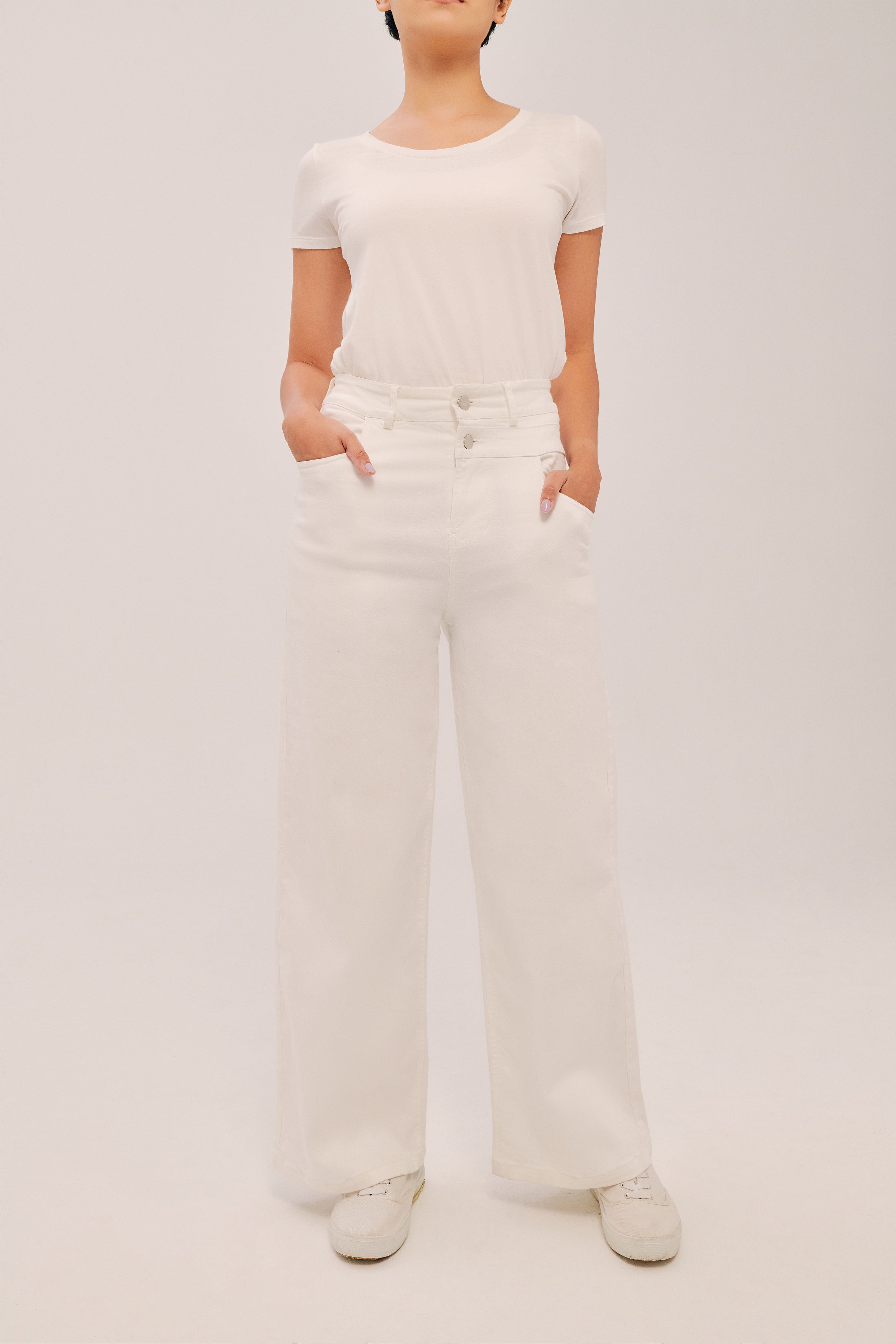 Good Off White Wideleg Silhouette Jeans