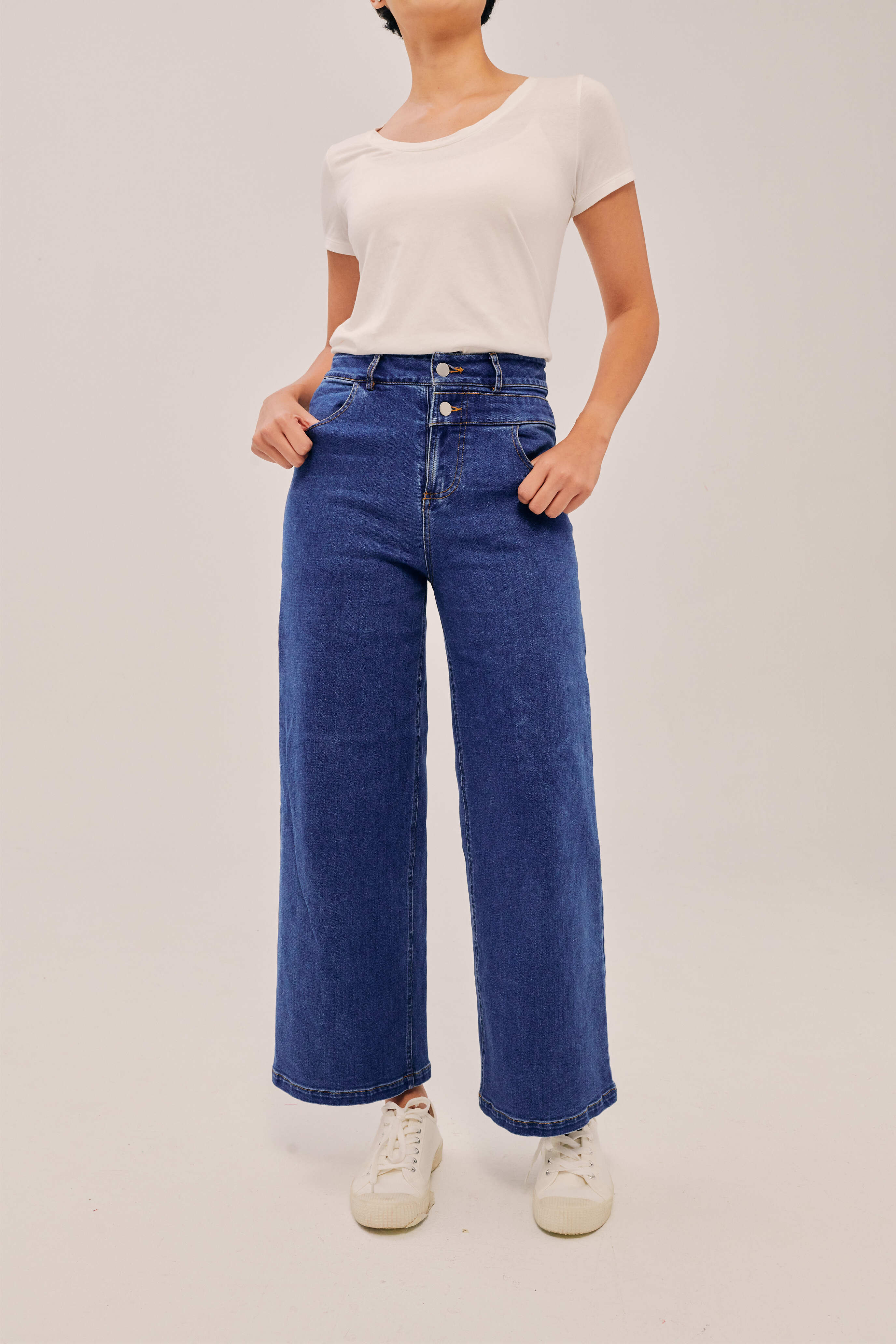 Good Blue Wideleg Silhouette Jeans