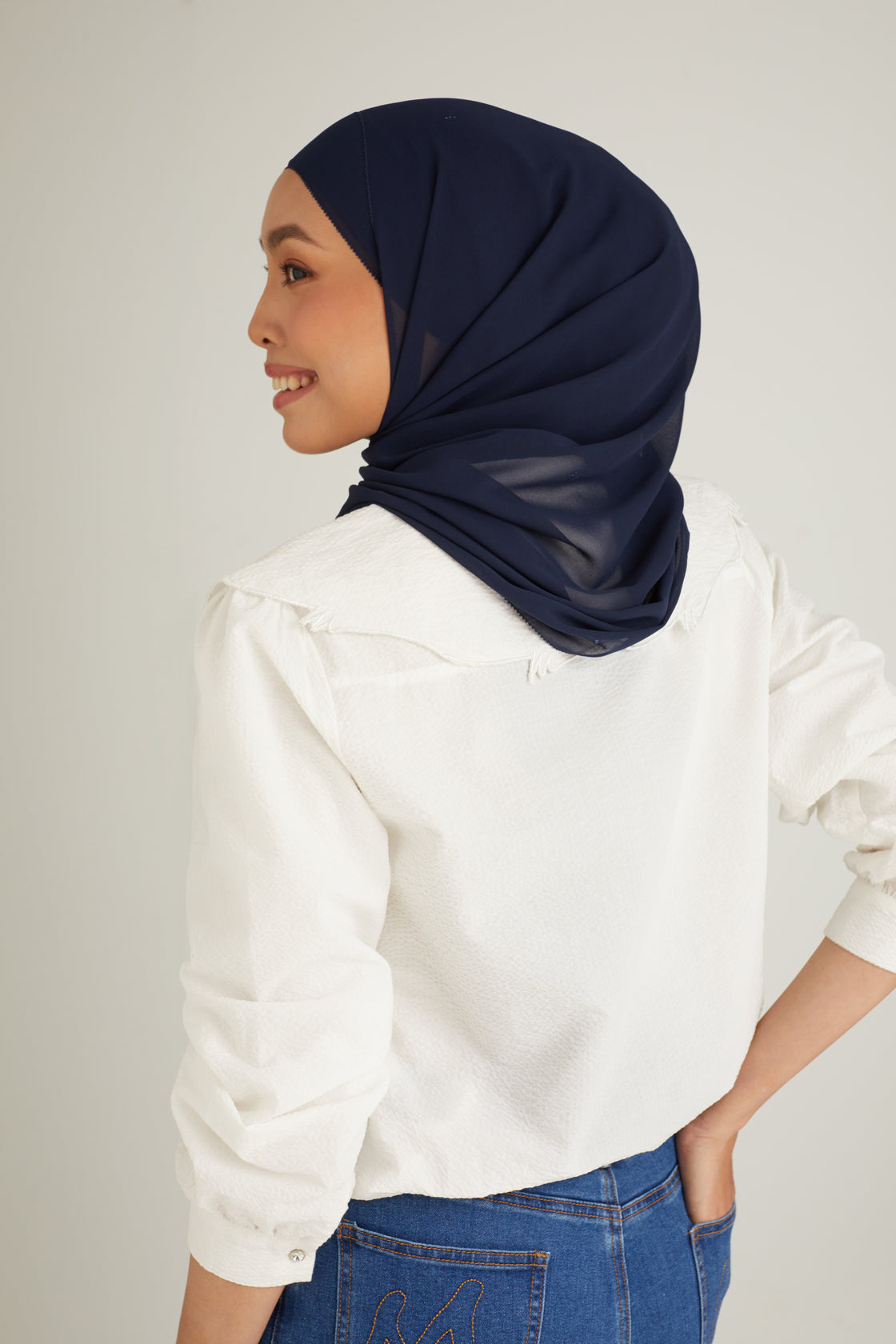 Cacia Navy Chiffon Shawl