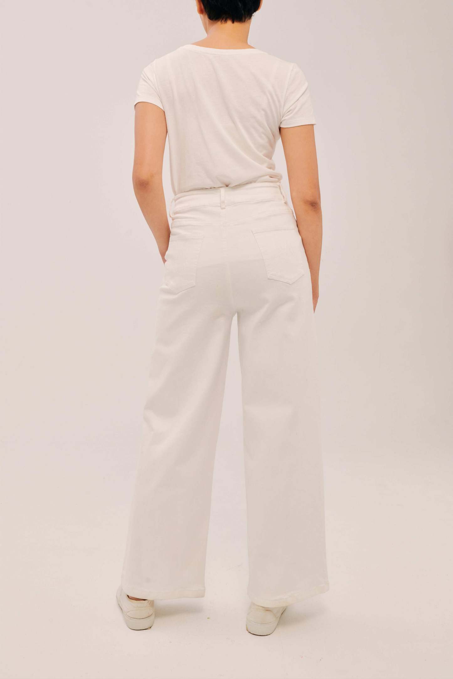 Good Off White Wideleg Silhouette Jeans