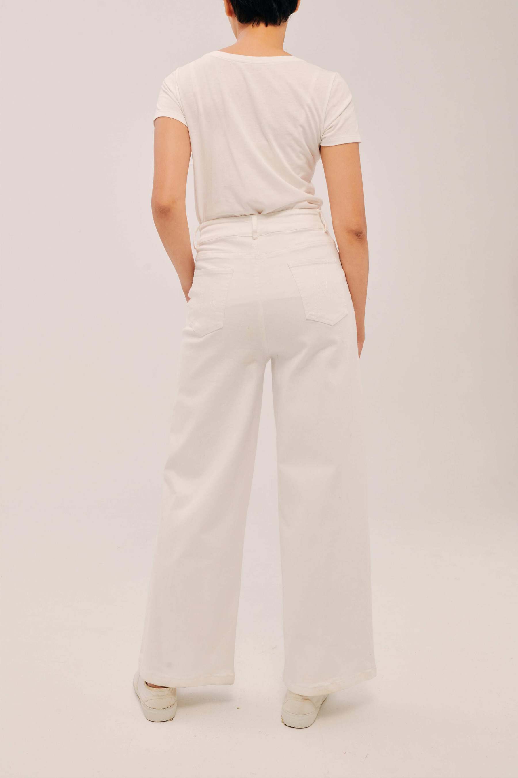 Good Off White Wideleg Silhouette Jeans