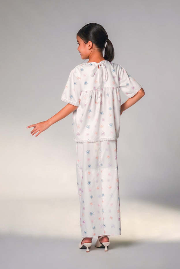 White Mini Manda Set