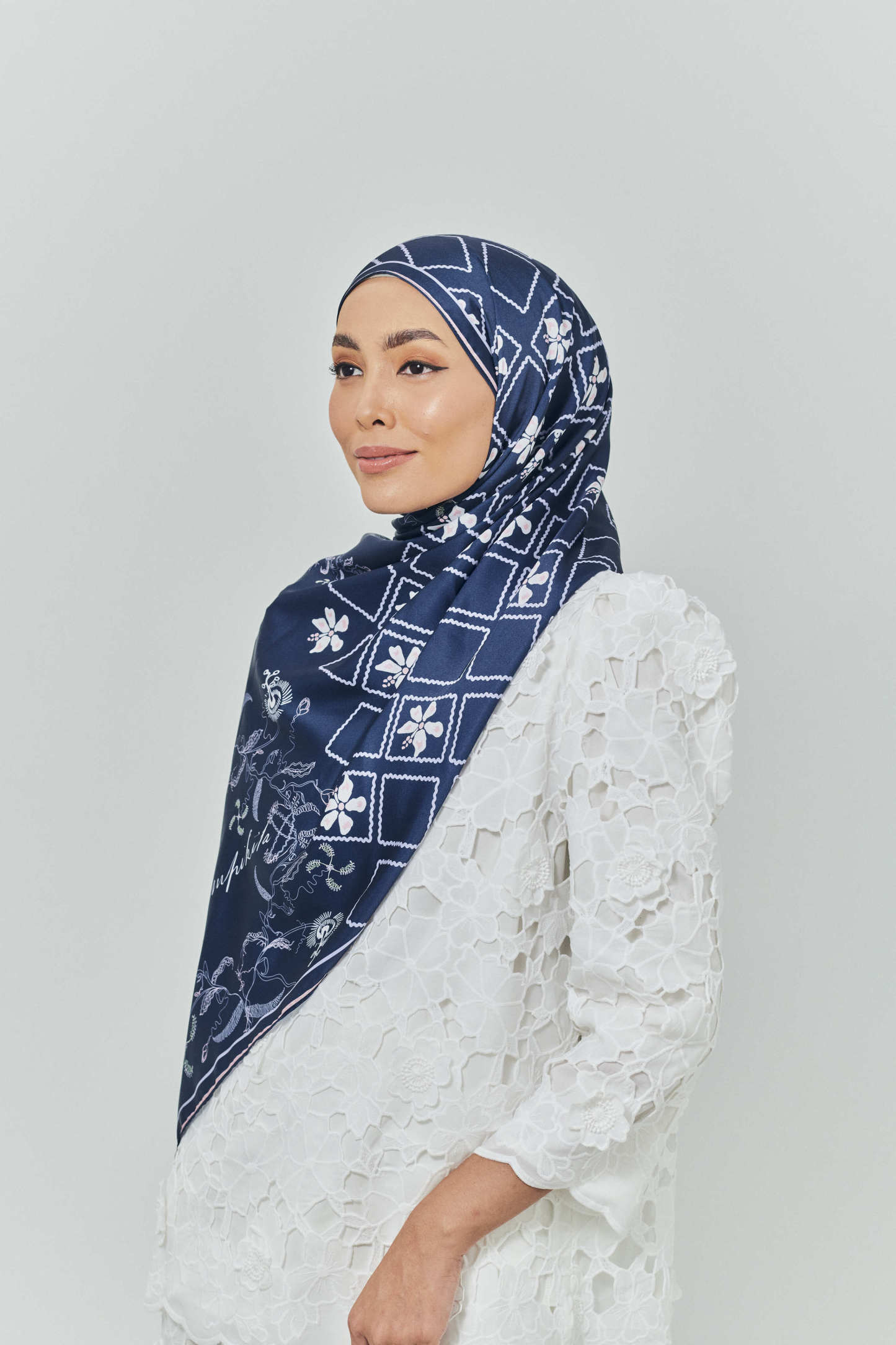 Raia Navy Blue Satin Silk Shawl