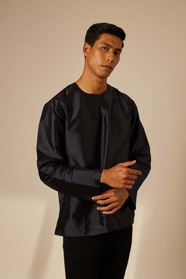 Exclusive Men's Navy Baju Melayu Top