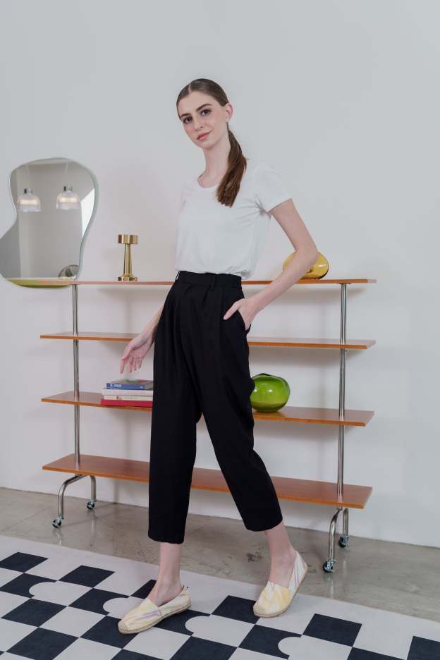 Black Tapered Women's Pants