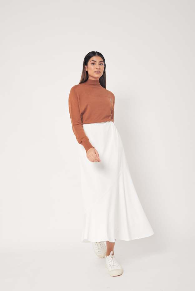 White Side Bias Skirt