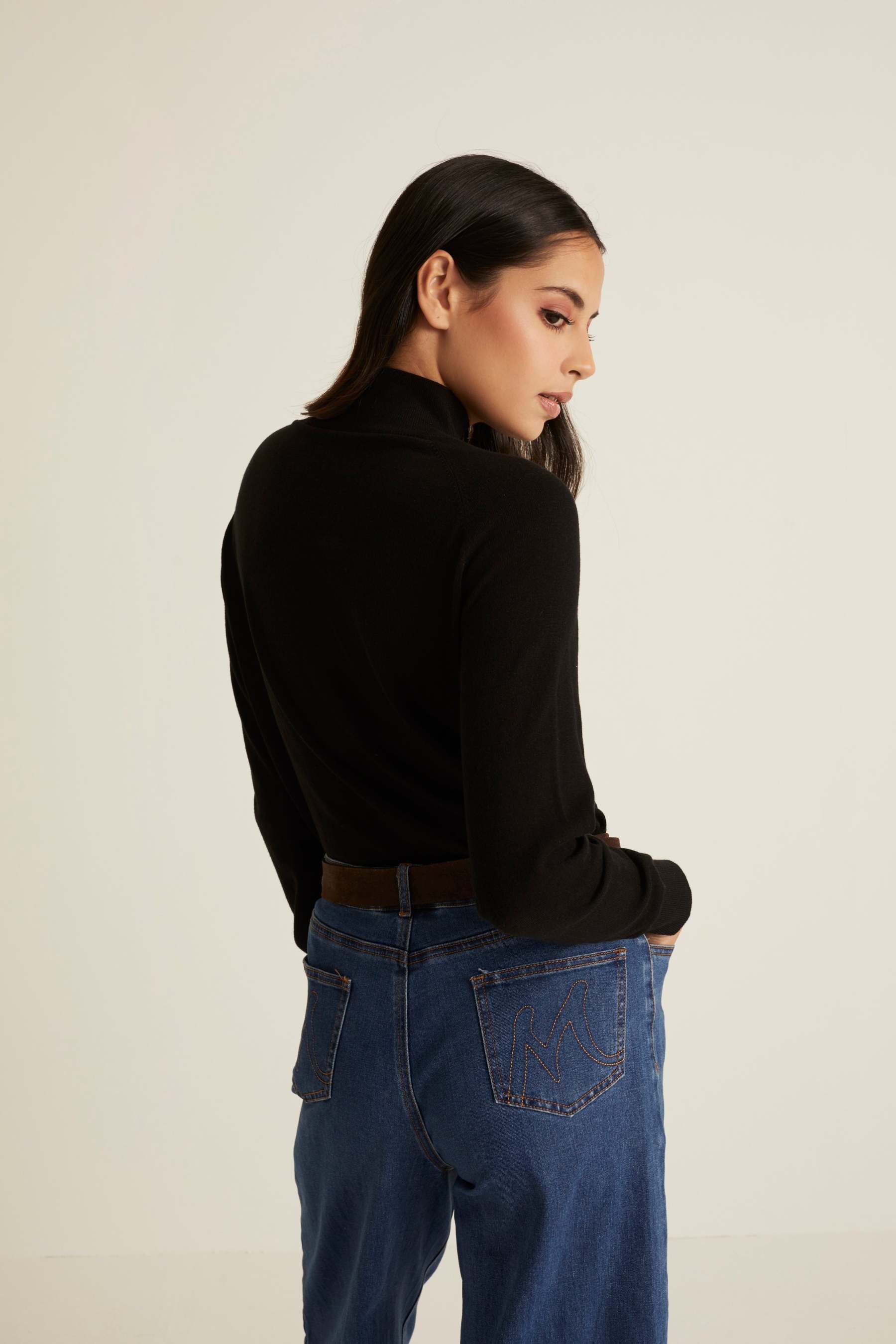 Casual Long Sleeve Black Top