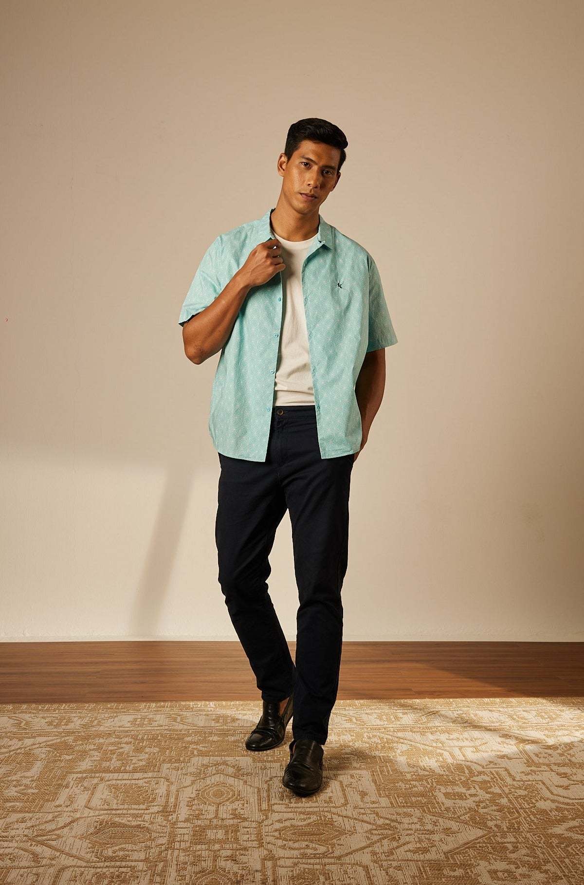 Andika Baby Blue Collared Button-Up Shirt - Men's
