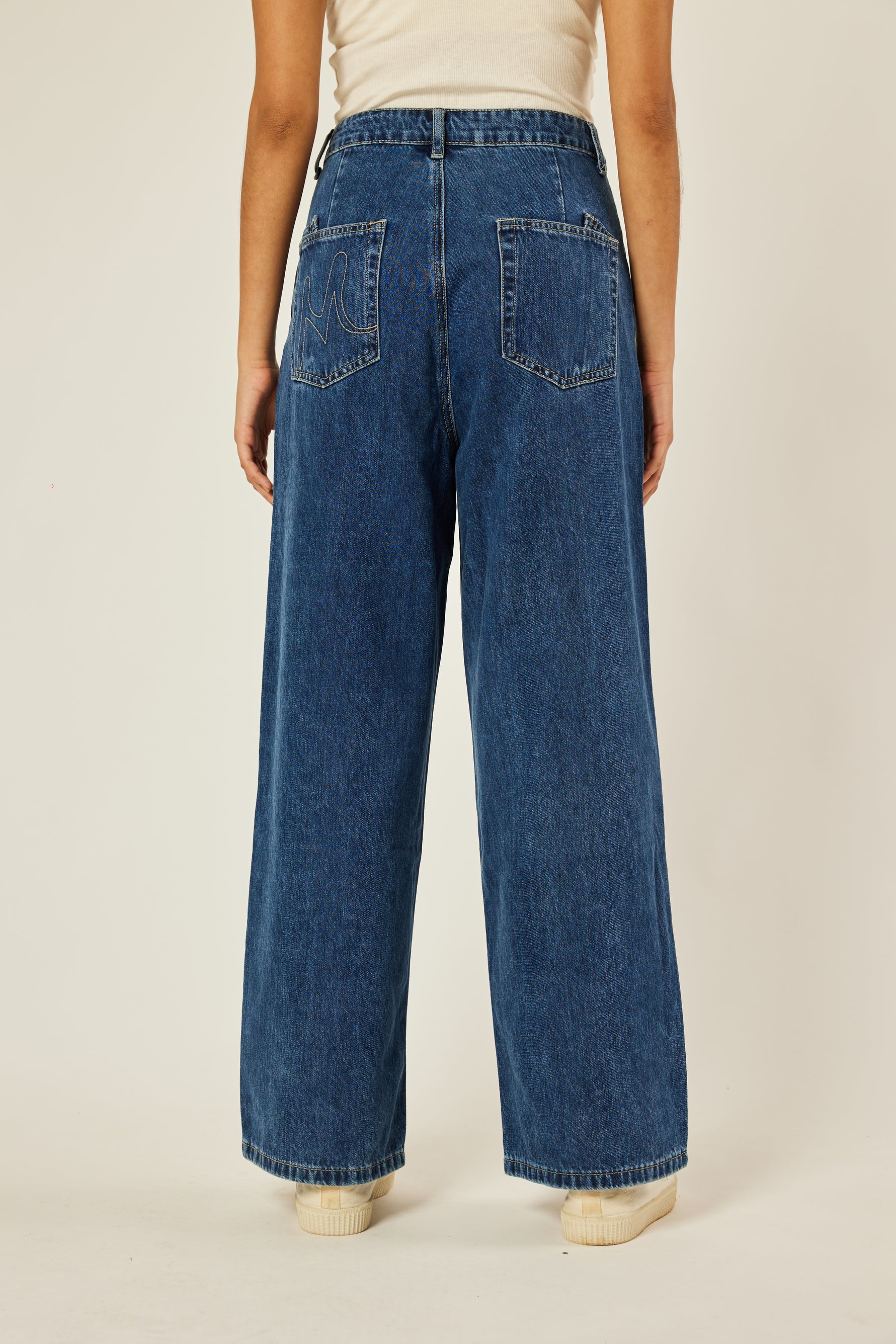 Lara Wide Straight Jeans - Blue