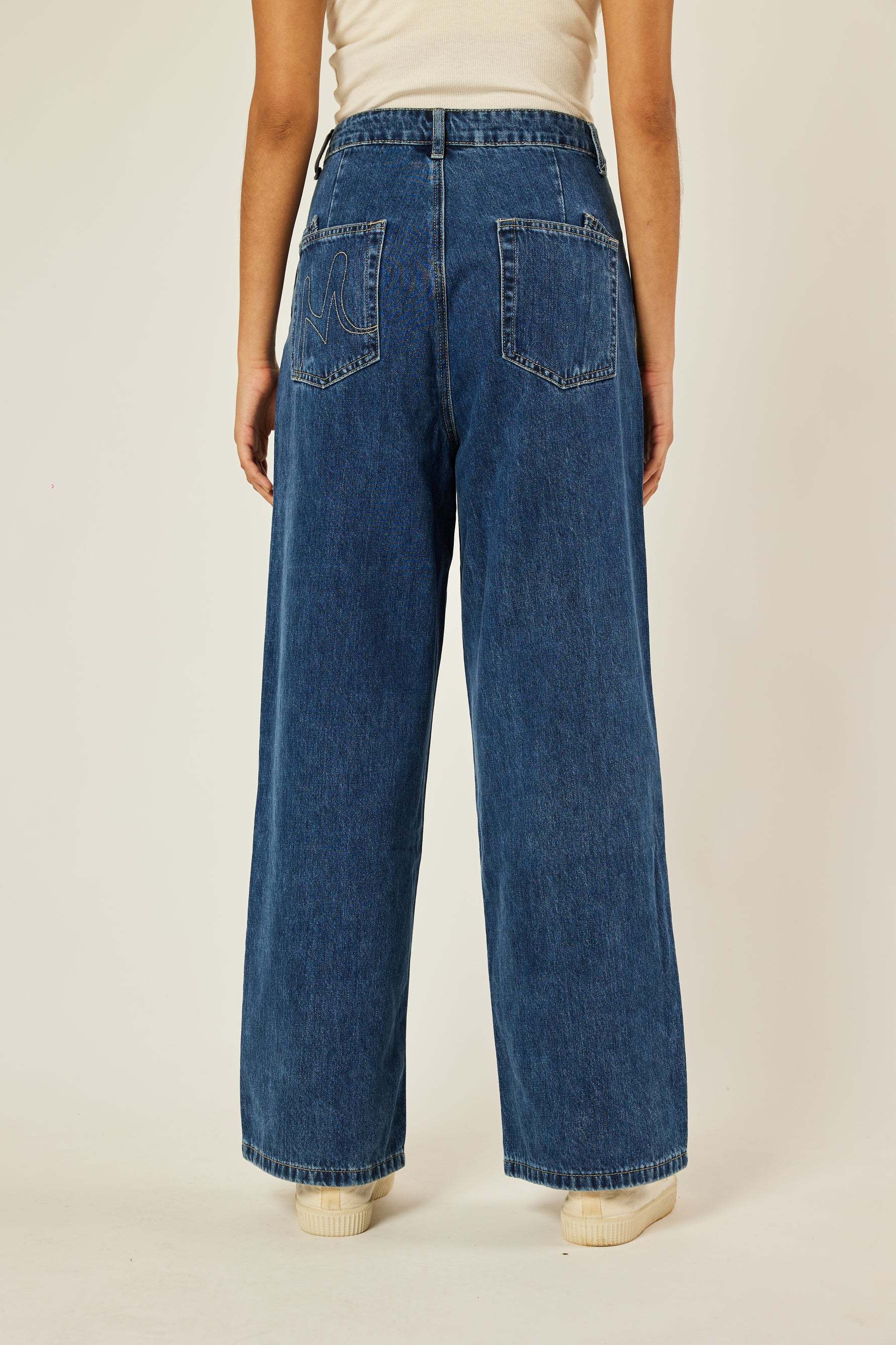 Lara Wide Straight Jeans - Blue