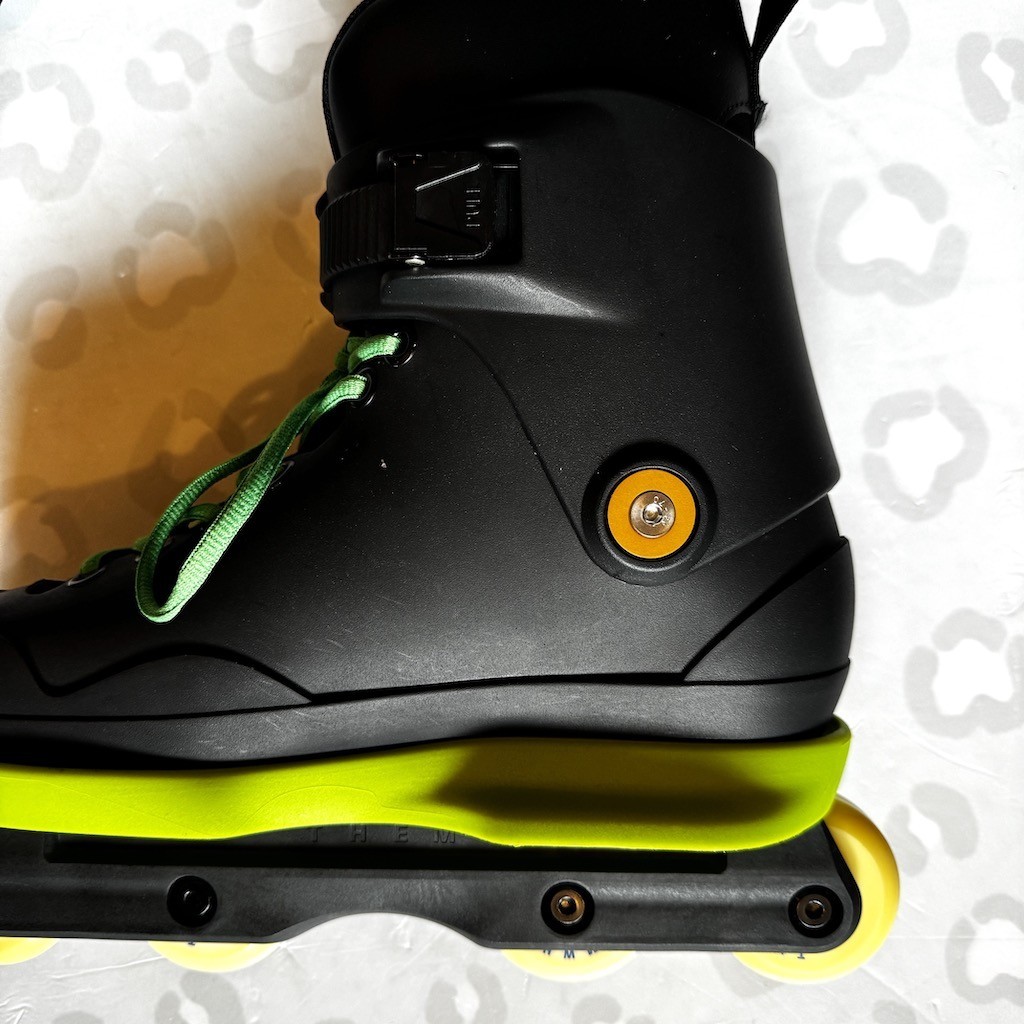 WHEEL LOVE - Inline Skate Cuff Screw Bolts (Various Colours)