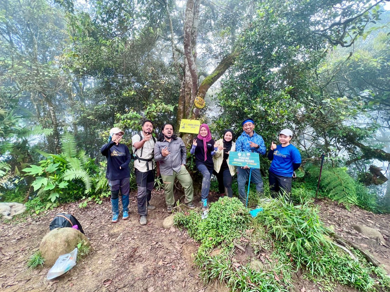 HIKING : Mount Nuang via Janda Baik