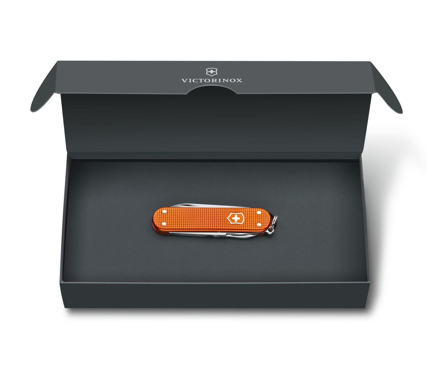 Victorinox Classic Alox Limited Edition 2021 Tiger Orange 0.6221.L21