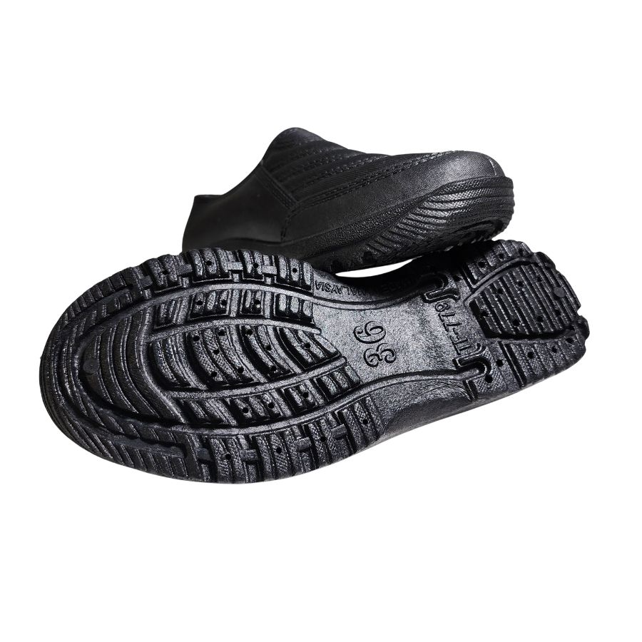 Kasut Getah Laceless for Outdoor and Hiking