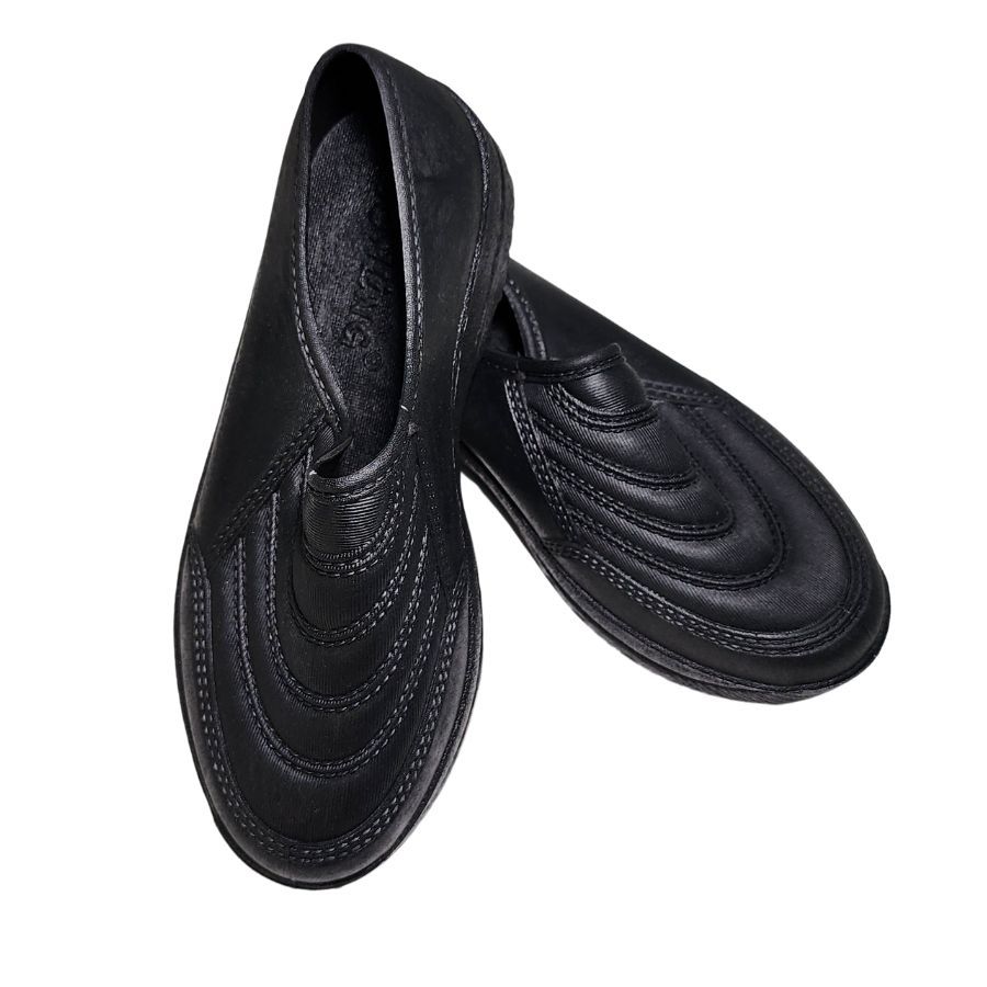 Kasut Getah Laceless for Outdoor and Hiking