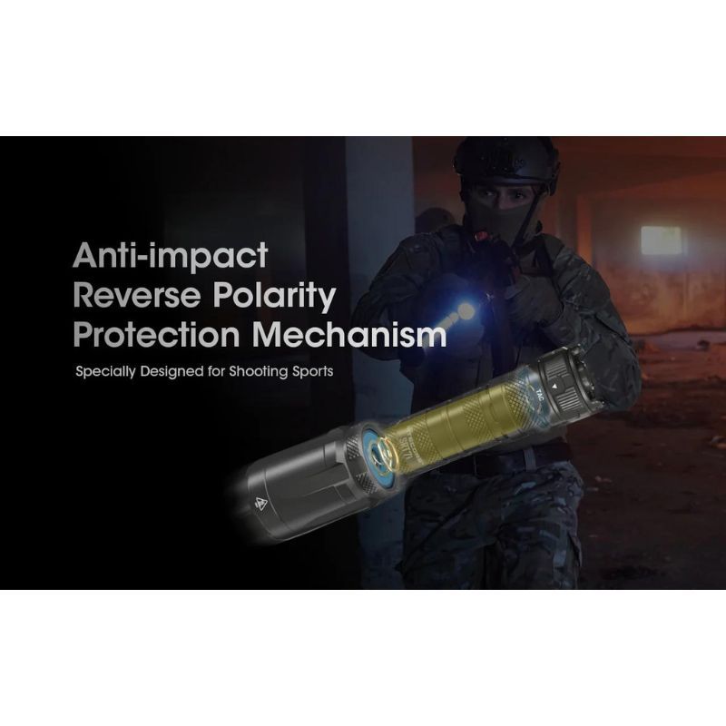 Nitecore SRT7i 3000 Lumen LUMINUS SFT-70 Tactical Flashlight