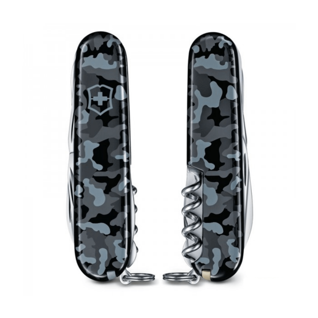 Victorinox Huntsman Navy Camouflage 1.3713.942B1