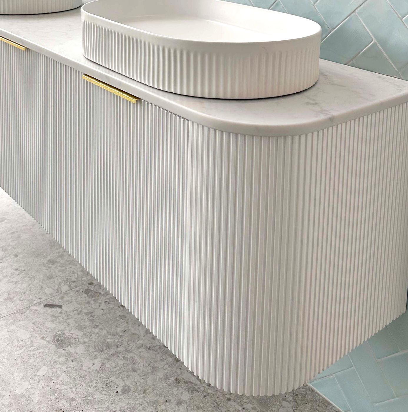 Otti BONDI White Futed Curve Vanity