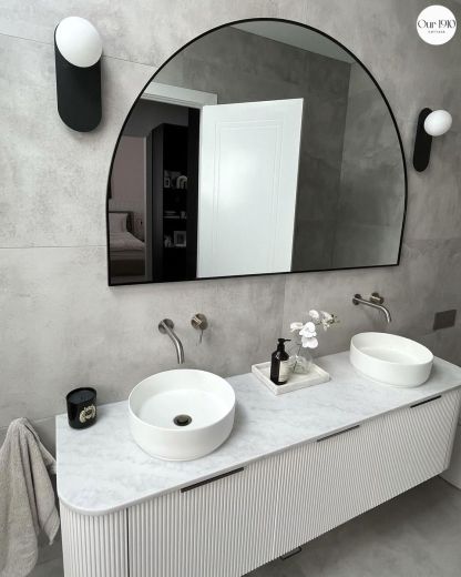 Otti BONDI White Futed Curve Vanity