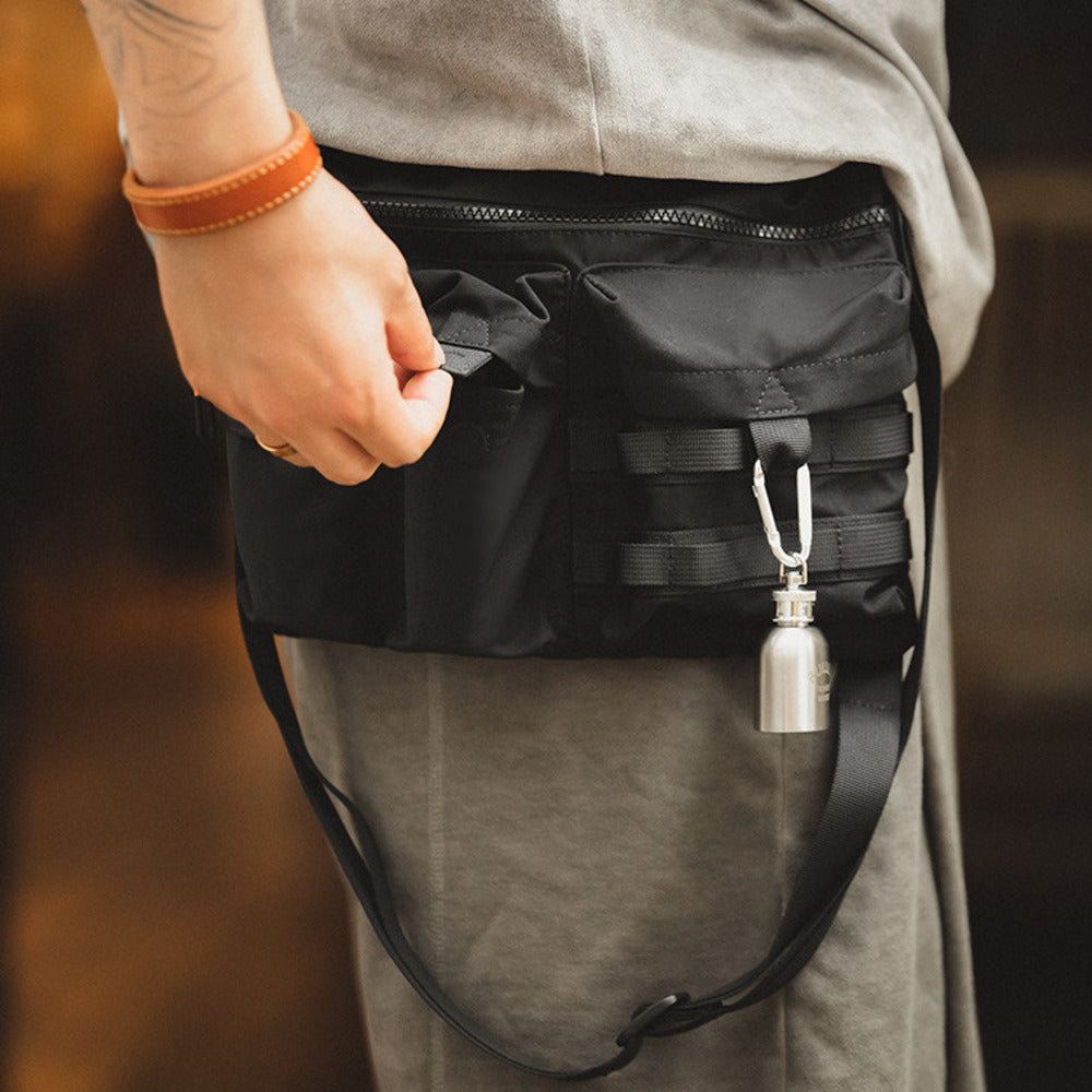 多口袋机能单肩邮差斜跨包户外山系腰包侧肩背包
