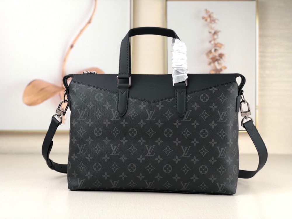 Louis Vuitton BRIEFCASE EXPLORER M40566 Xpurse
