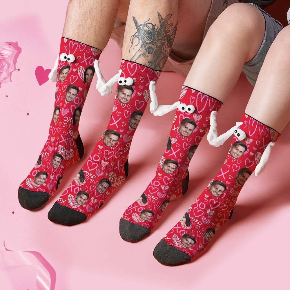 Custom Face Socks Funny Doll Mid Tube Red Socks Magnetic Holding Hands Socks XOXO Valentine's Day Gifts - MyFaceSocksAu