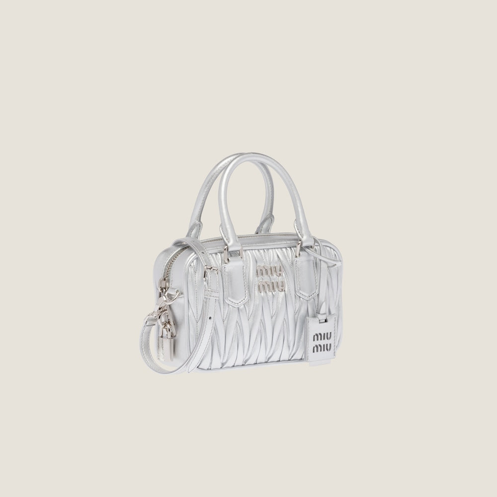 アルカディ マテラッセレザー バッグ スモ一ル