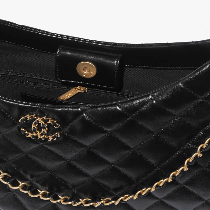 CHANEL   春夏の新作スタイル   ラージ ホーボー バッグRef:AS4749 B15845 94305