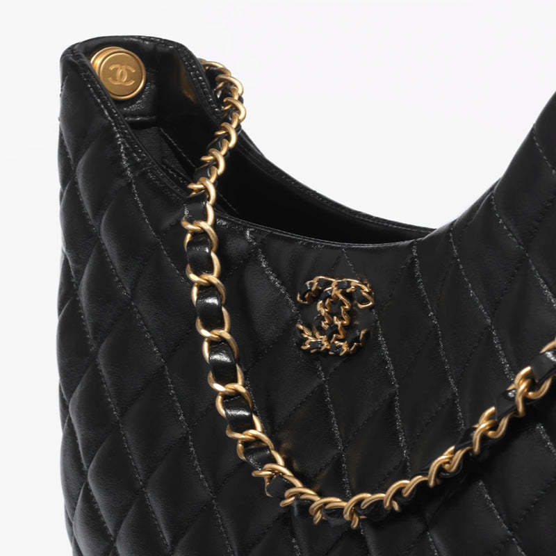 CHANEL   春夏の新作スタイル   ラージ ホーボー バッグRef:AS4749 B15845 94305