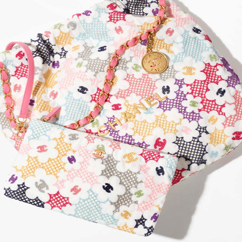 CHANEL   春夏の新作スタイル   CHANEL 22 スモール ハンドバッグRef:AS3260 B16006 NU931-最安値に挑戦中!!!