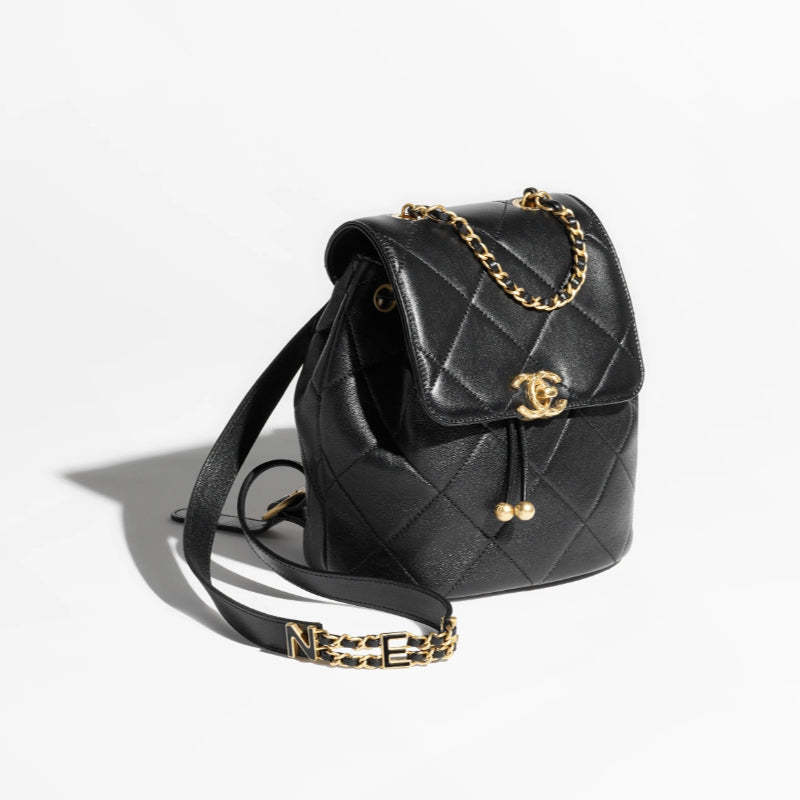 CHANEL   春夏の新作スタイル   バックパックRef:AS4866 B16572 94305