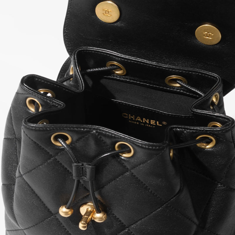 CHANEL   春夏の新作スタイル   バックパックRef:AS4866 B16572 94305