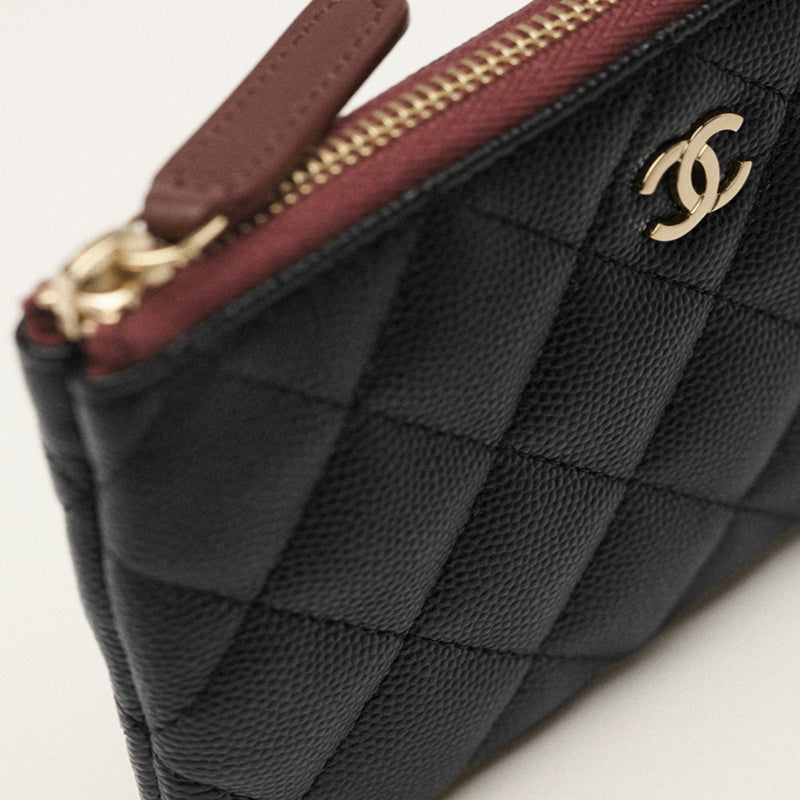 CHANEL   春夏の新作スタイル   クラシック スモール ジップ ケースRef:AP4020 Y33352 C3906-最安値に挑戦中!!!