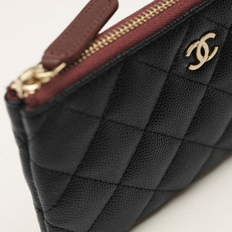 CHANEL   春夏の新作スタイル   クラシック スモール ジップ ケースRef:AP4020 Y33352 C3906-最安値に挑戦中!!!
