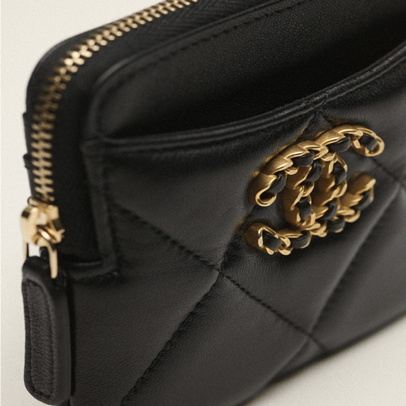 CHANEL   春夏の新作スタイル   CHANEL 19 ジップ コインパースRef:AP2086 B04852 94305-最安値に挑戦中!!!