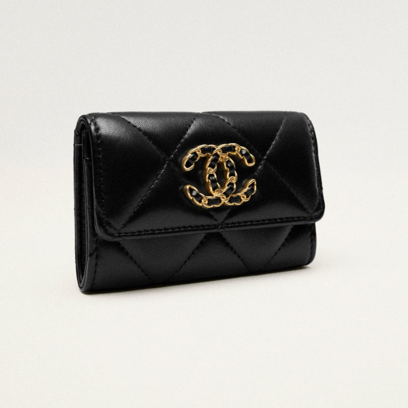 CHANEL   春夏の新作スタイル   CHANEL 19 フラップ カードケースRef:AP1790 B04852 94305-最安値に挑戦中!!!