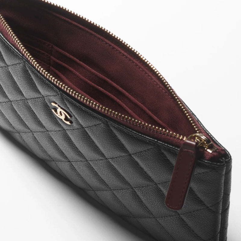 CHANEL   春夏の新作スタイル   クラシック スモール ジップ ケースRef:AP4101 B10583 C3906-最安値に挑戦中!!!