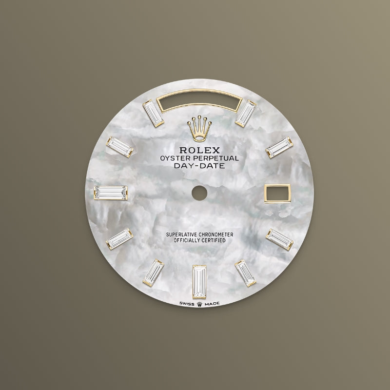 ROLEX   デイデイト 40、ダイヤモンド入りホワイトマザーオブパール、オイスター、40 MM、イエローゴールド、ダイヤモンドM228348RBR-0046-最安値に挑戦中!!!