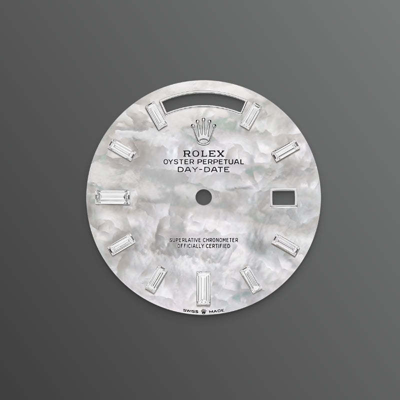 ROLEX   デイデイト 40、ダイヤモンド入りホワイトマザーオブパール、オイスター、40 MM、ホワイトゴールド、ダイヤモンドM228349RBR-0046-最安値に挑戦中!!!