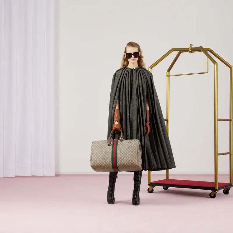 GUCCI〔春夏の新作〕サボイ ラージトラベルバッグ Ref:547959 9C2ST 8746-最安値に挑戦中!!!