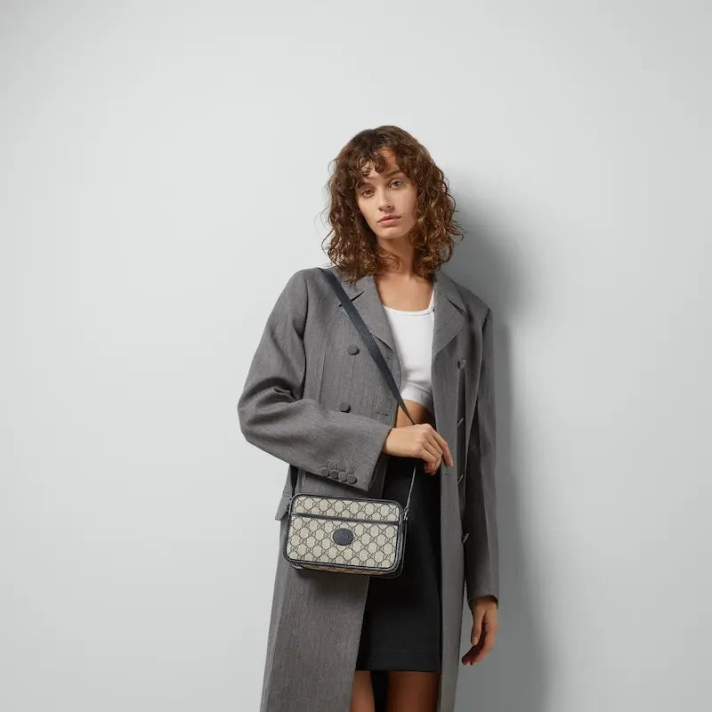 GUCCI〔春夏の新作〕 インターロッキングG付き ミニバッグRef:‎658572 K9GSN 4075-最安値に挑戦中!!!