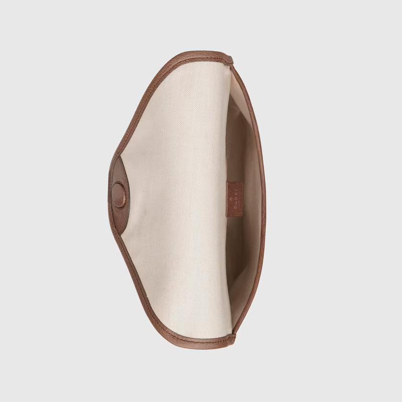  GUCCI〔ネオ ヴィンテージ〕GGミディアム メッセンジャー  Ref:598604 9C2VT 8745-最安値に挑戦中!!!