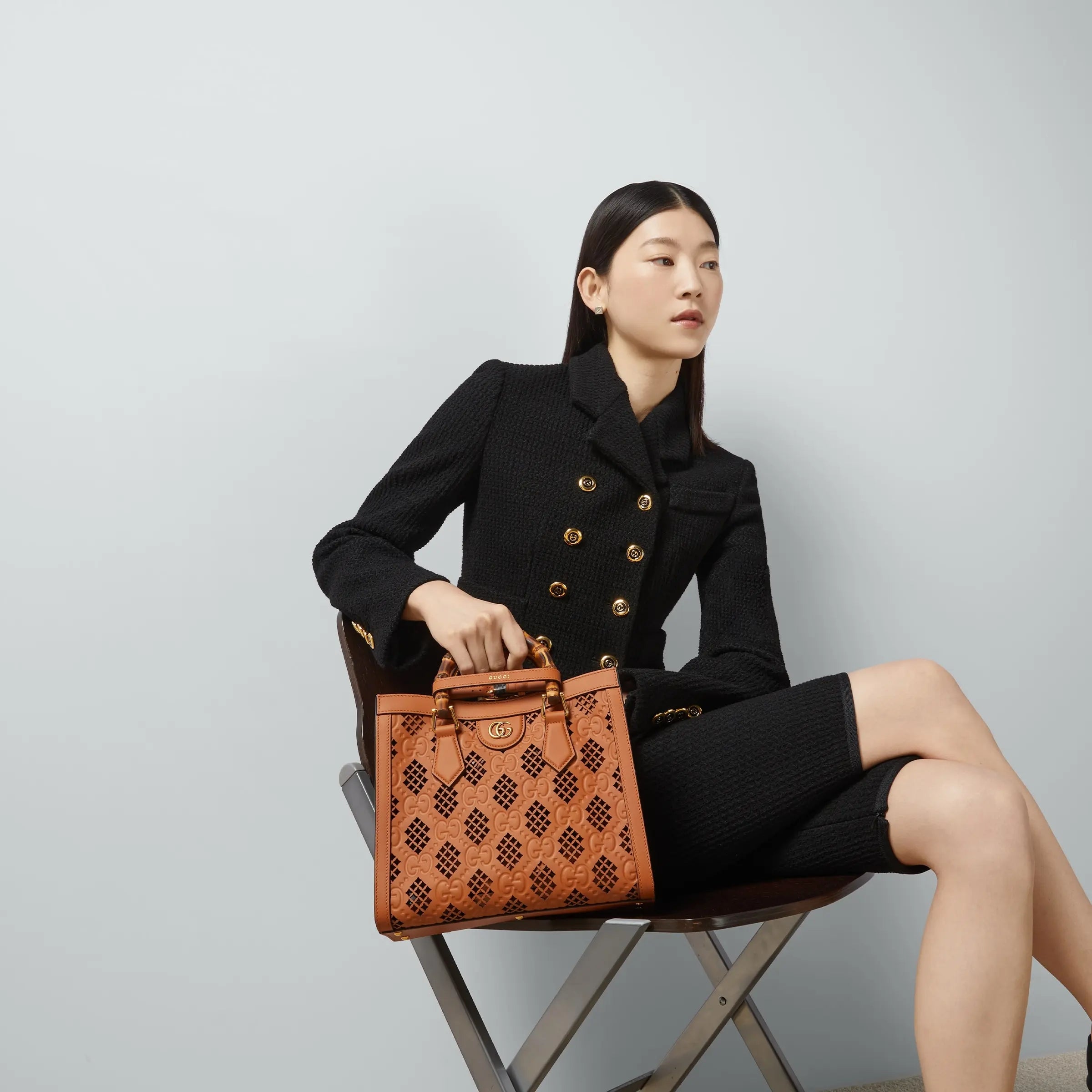 GUCCI〔春夏の新作〕 〔グッチ ダイアナ〕スモール トートバッグRef: 702721 AAC1C 2742-最安値に挑戦中!!!