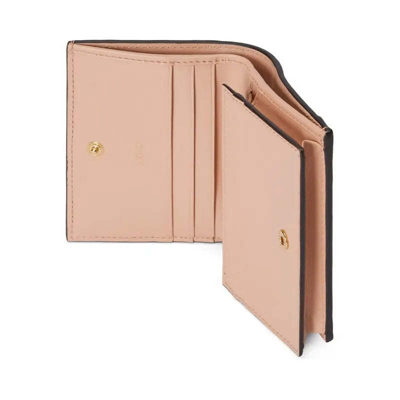 GUCCI GG マトラッセ カード ホルダー Ref: 723786 UM8IG 5931-最安値に挑戦中!!!