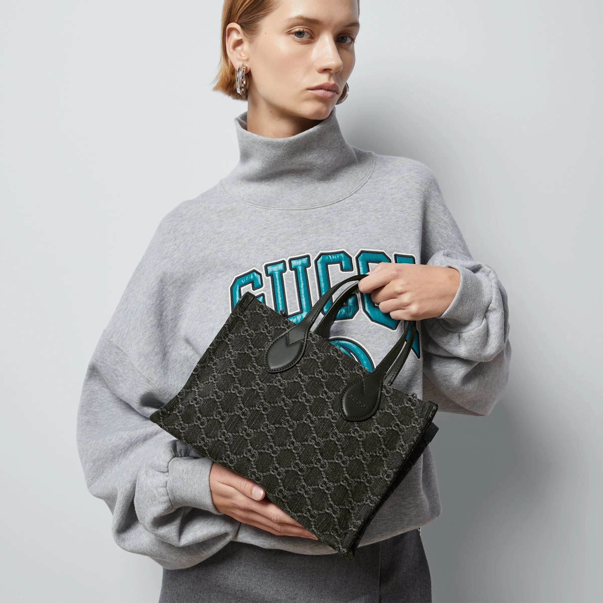 GUCCI〔春夏の新作〕 〔オフィディア〕ミディアム トートバッグRef: ‎772183 FAC2F 8450-最安値に挑戦中!!!