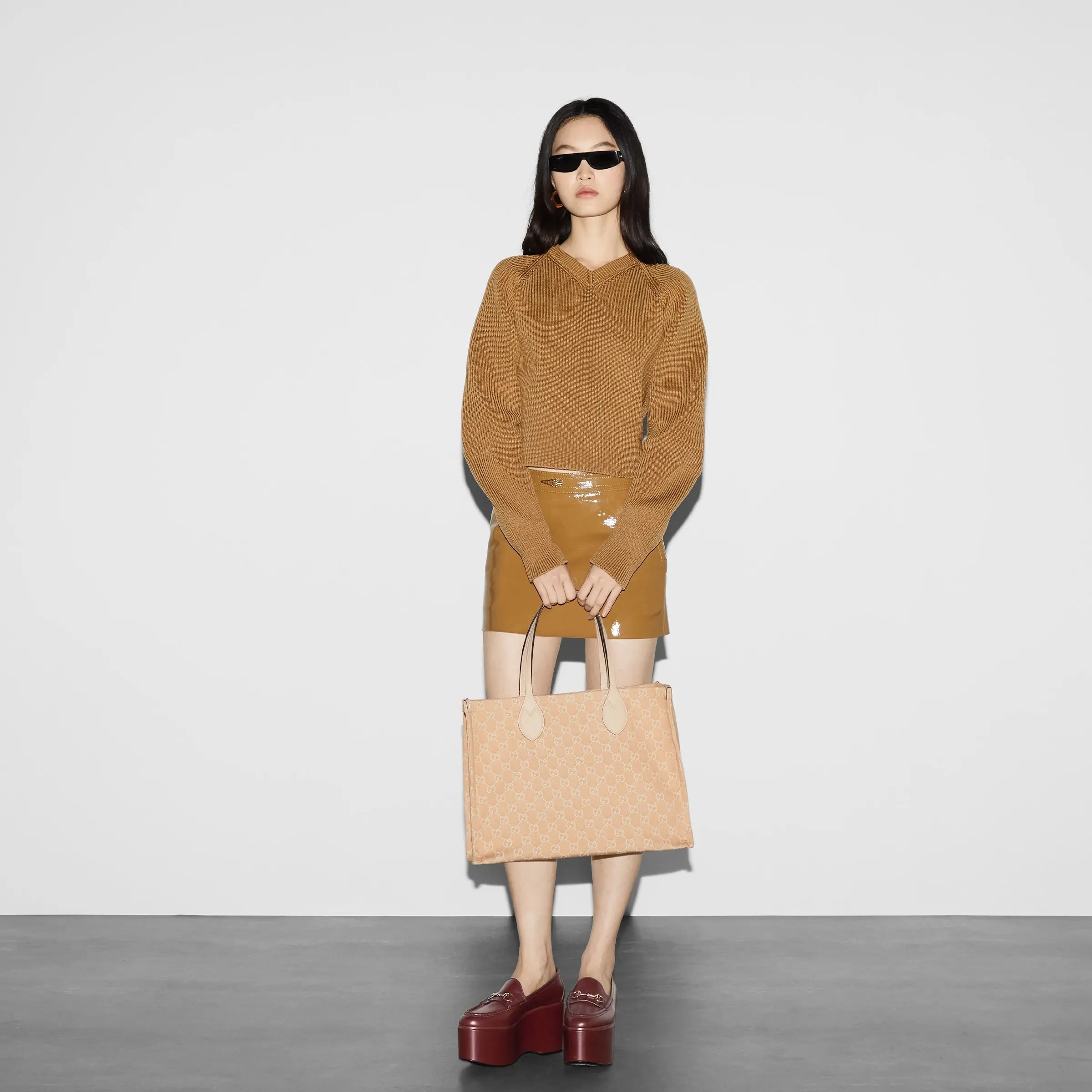 GUCCI〔春夏の新作〕 〔オフィディア〕ラージ トートバッグRef: 772184 FAC8N 5701-最安値に挑戦中!!!