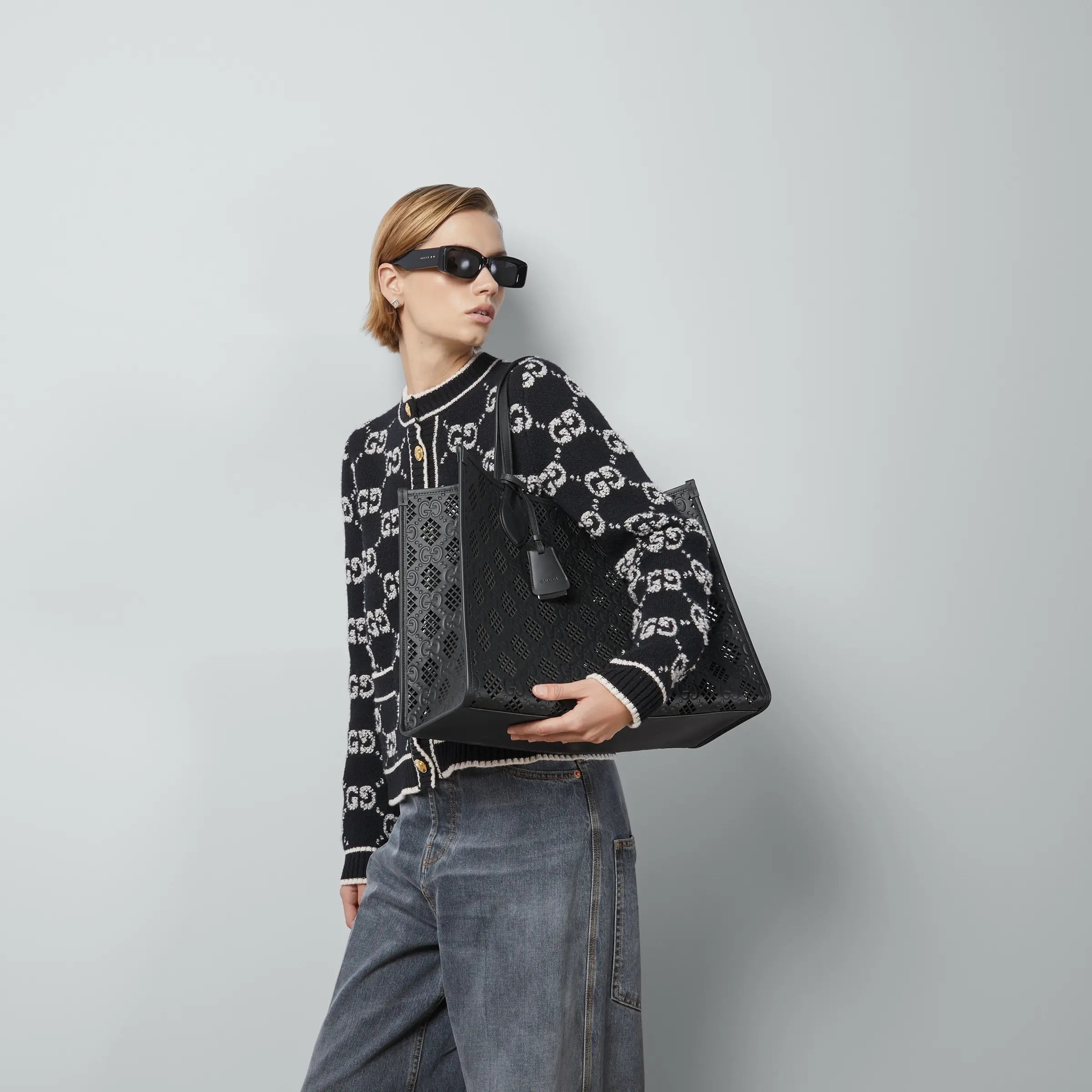 GUCCI〔春夏の新作〕 ミディアム トートバッグRef: 772229 AAC1B 1000-最安値に挑戦中!!!