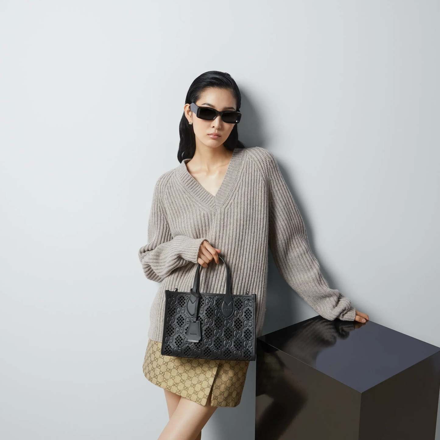 GUCCI〔春夏の新作〕 スモール トートバッグRef: 777192 AAC1B 1000-最安値に挑戦中!!!